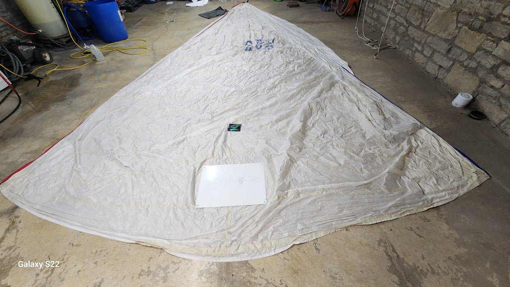 Symmetrical Spinnaker for J22 Quantum in Good Condition 24.7' SLU