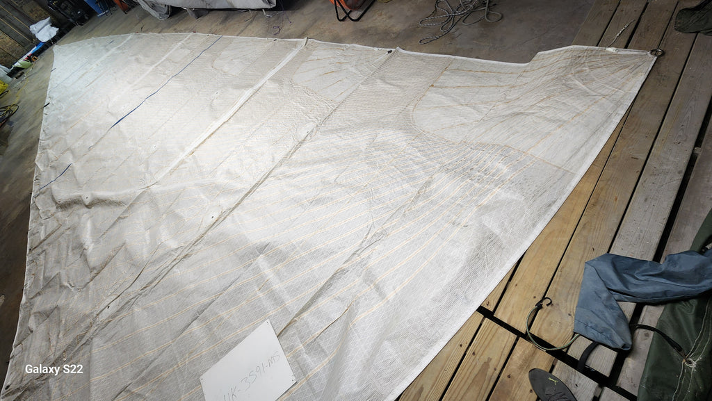 Mylar Kevlar Main Sail by UK Sailmakers in Good Condition 56.6' Luff