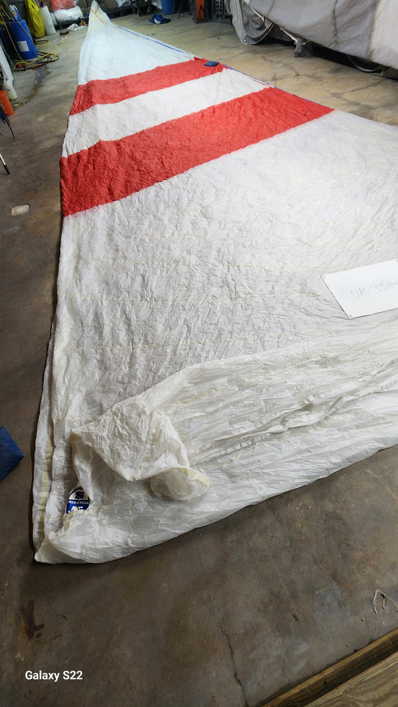 Symmetrical Spinnaker by North Sails in Good Condition 64.6' SLU