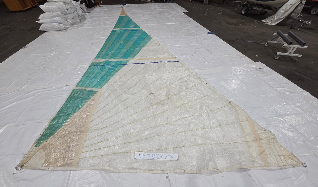 Mylar Headsail in Fair Condition 32.6' Luff