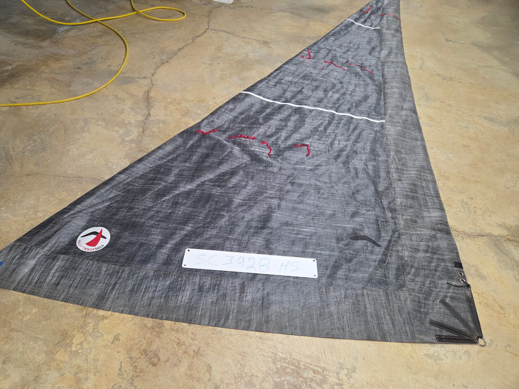 Carbon Roller Head Sail by Rolly Tasker Sails for Marlow-Hunter 18 in Excellent Condition 18.7' Luff