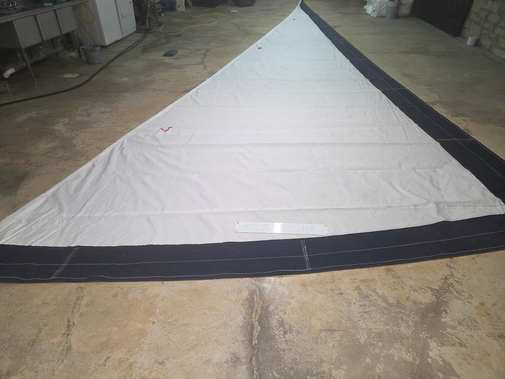 Dacron Roller Fuller Head Sail for Hunter 30 by UK Sailmakers in Good Condition 41' Luff
