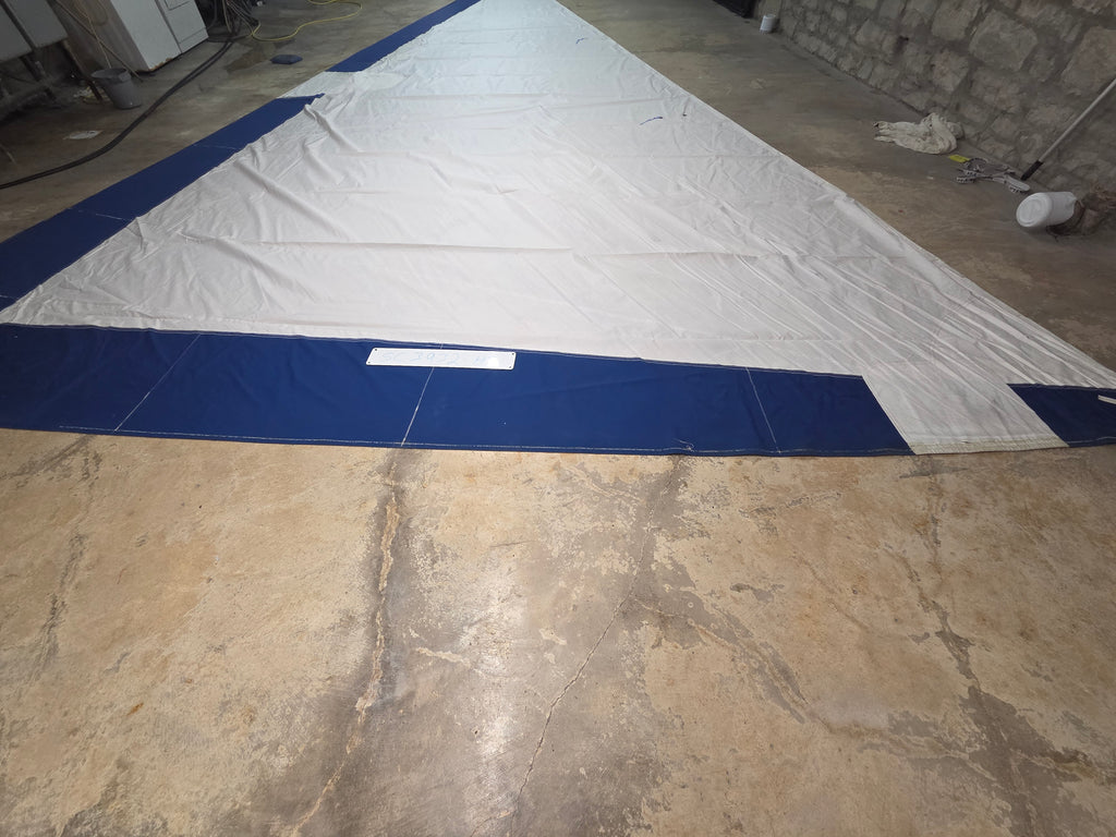 Dacron Roller Fuller Head Sail in Fair Condition 40.6' Luff